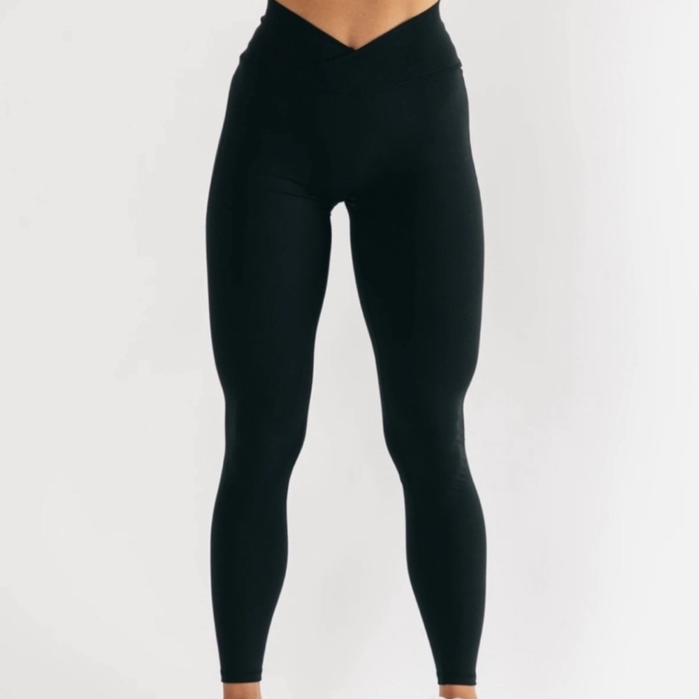 Alphalete leggings